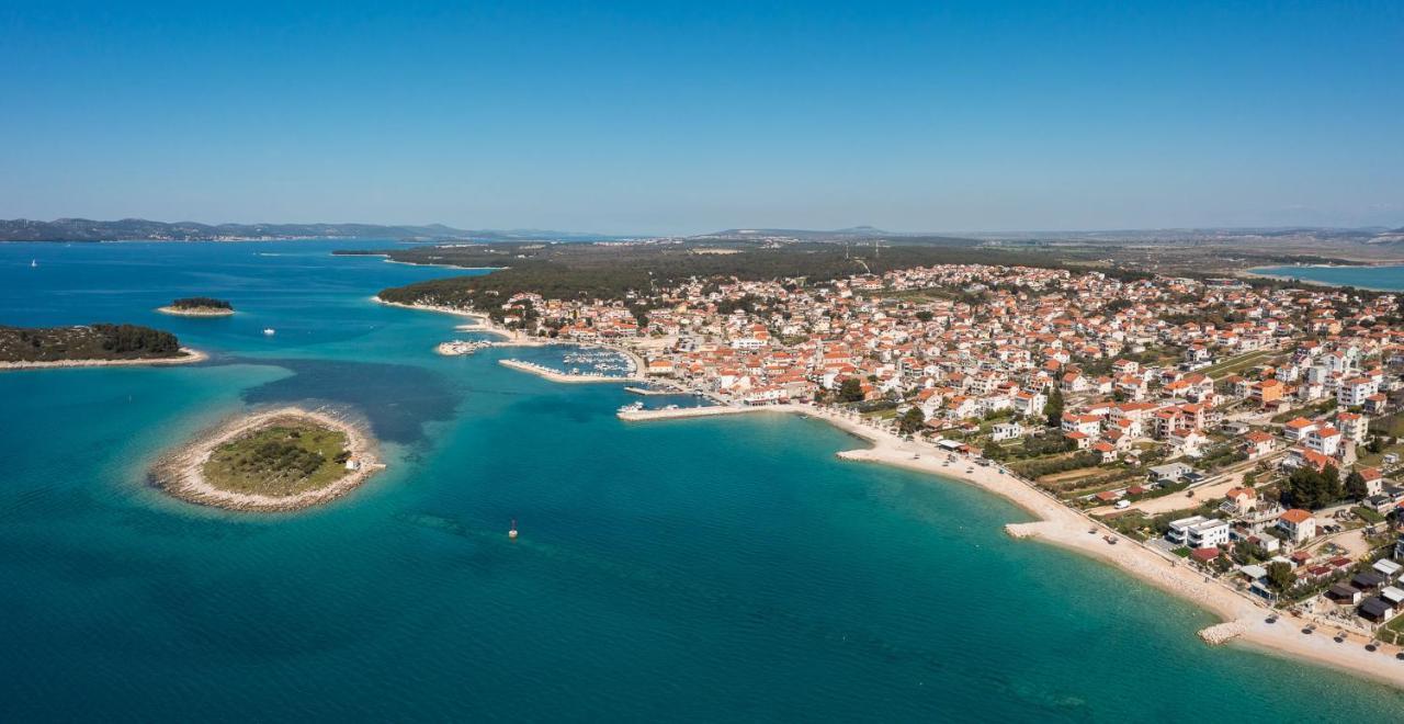 Luxury Apartment Sea Pakoštane Exterior foto